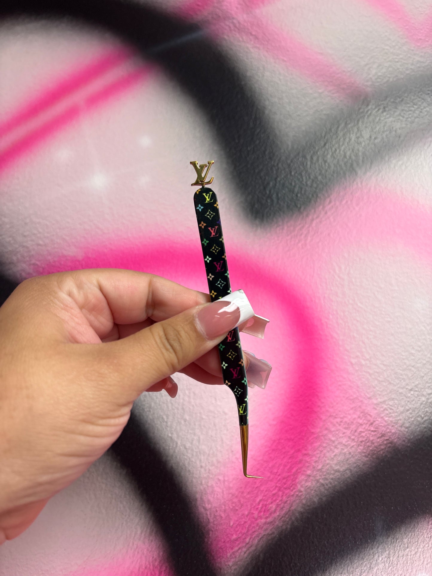 LV SINGLE TWEEZERS