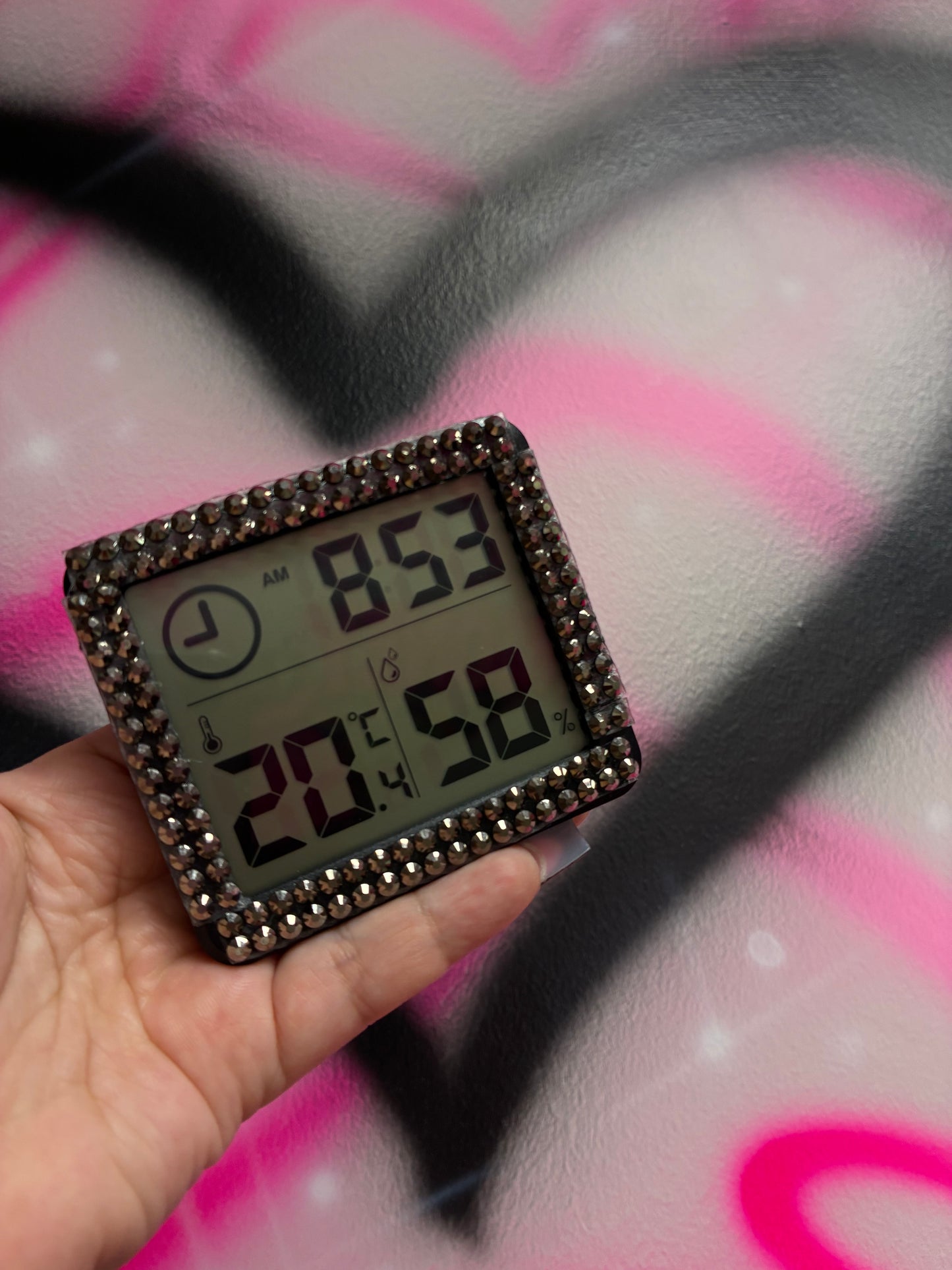 GIRLY HYGROMETERS