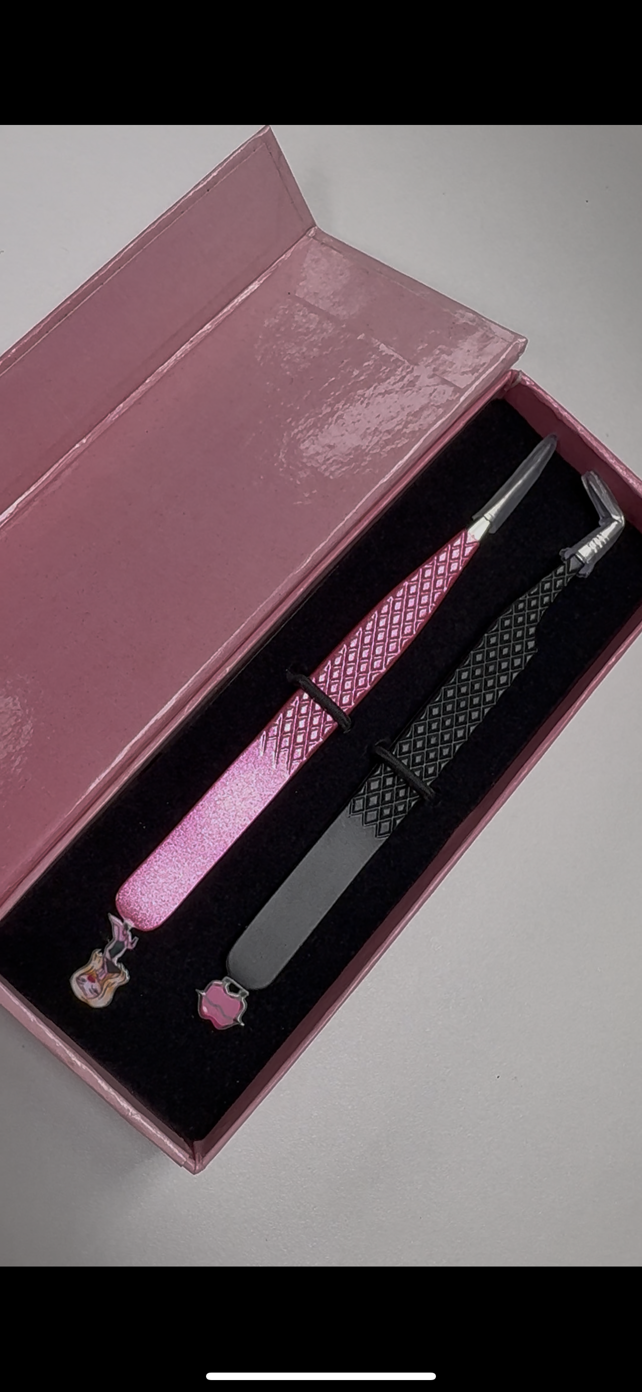 Bratz x Mean Girl Tweezers DUO SET