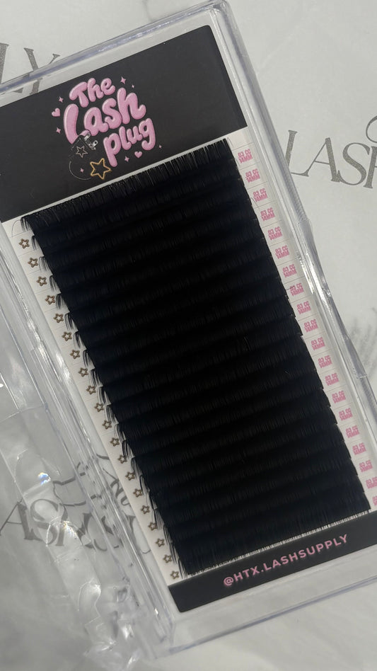 THE LASH PLUG COLLECTION (super matte, super dark)
