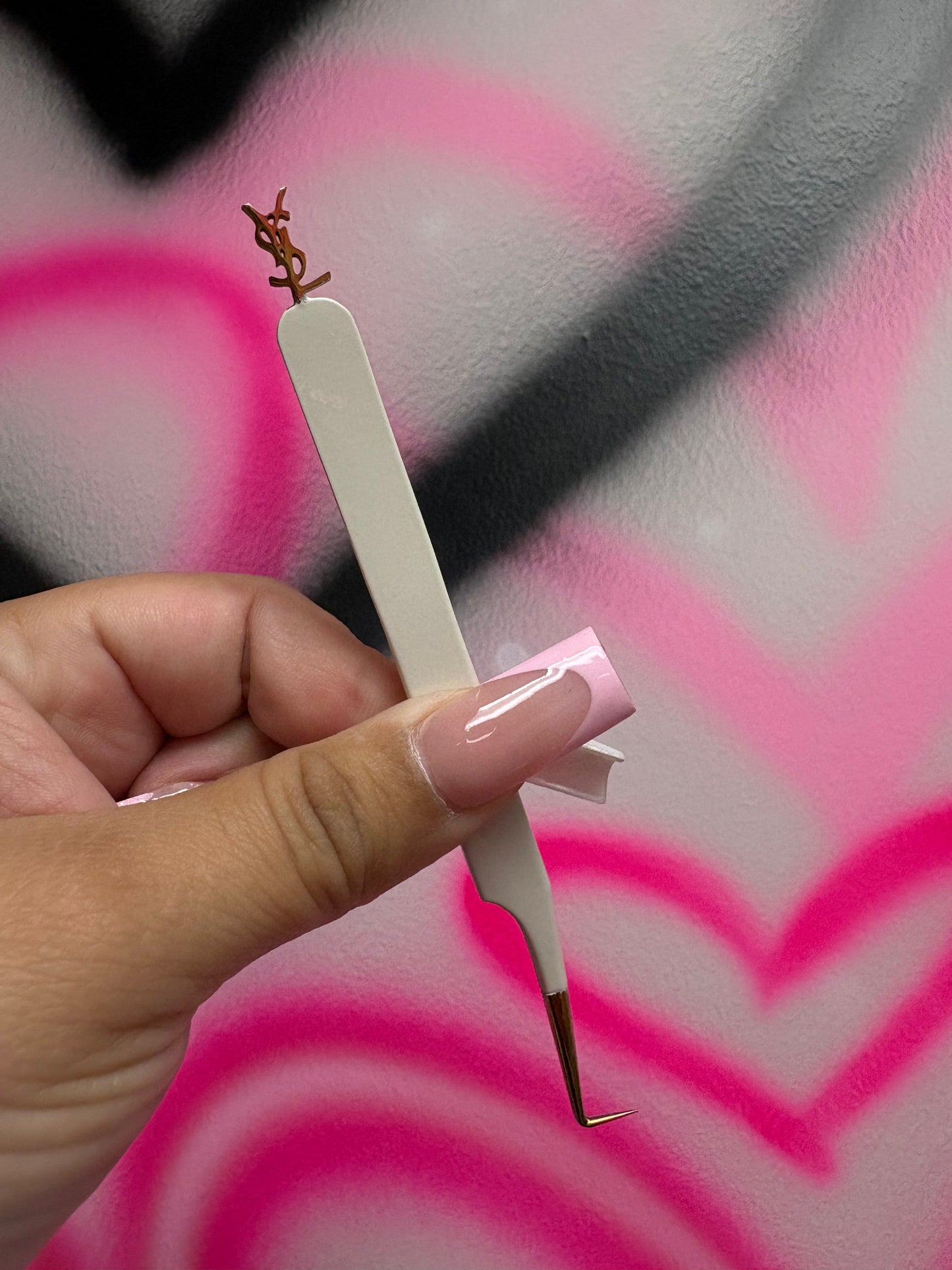 YSL Luxury Lash Tweezers